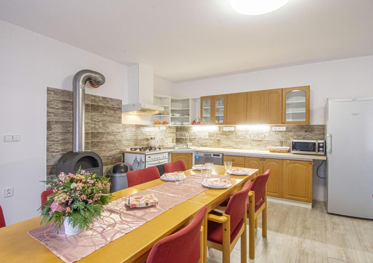 Velky Apartman Zlamanka Kroměříž Kültér fotó